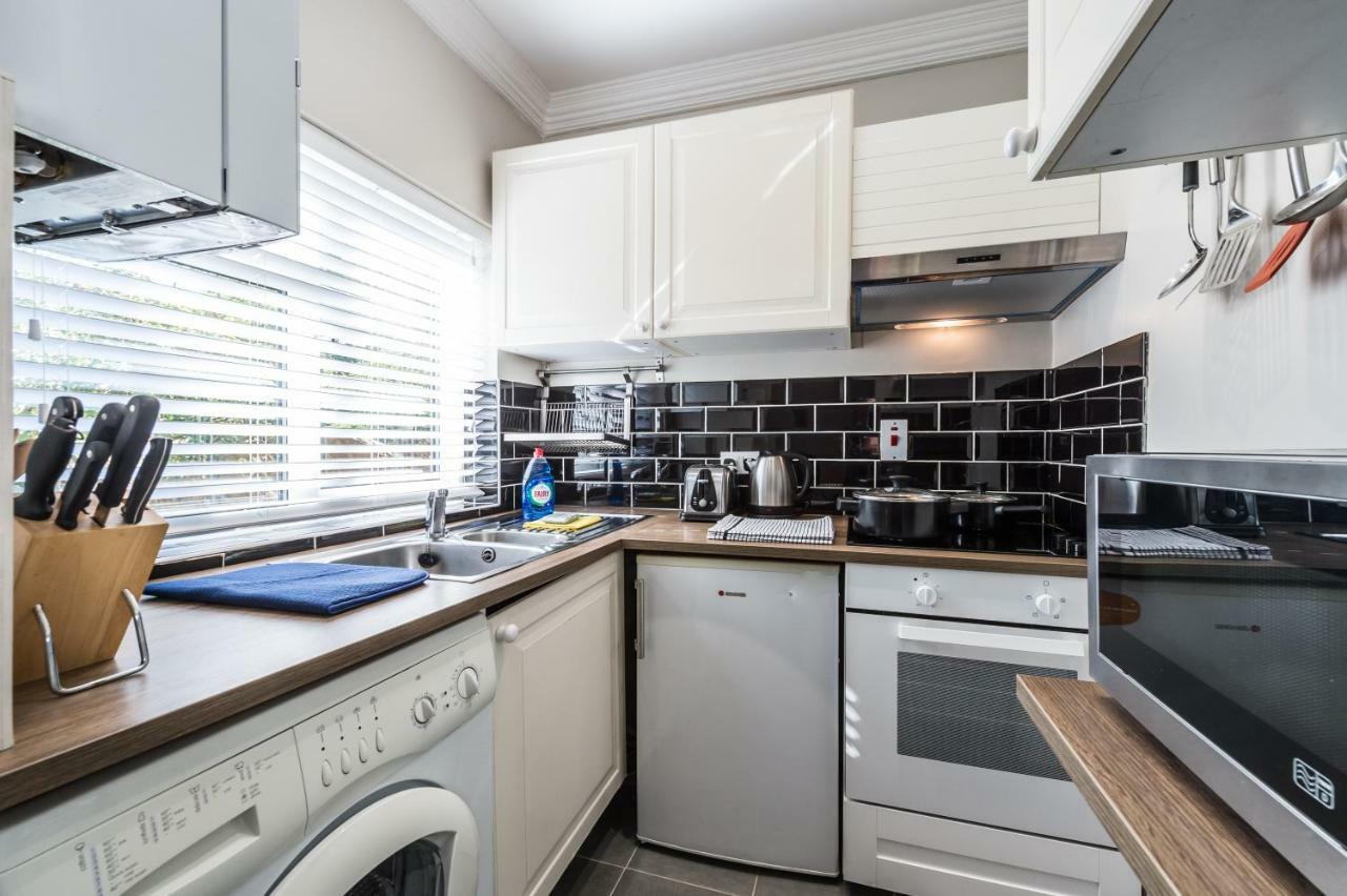 Stylish Apartment,12 Minutes From Oxford Street,central London,ac,wifi! * Londen